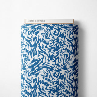 Blue Swirls Mantel Semi Impermeable